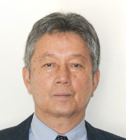 山出 久男