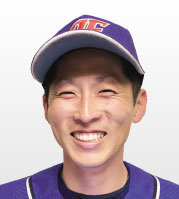 監督　小栗 健太